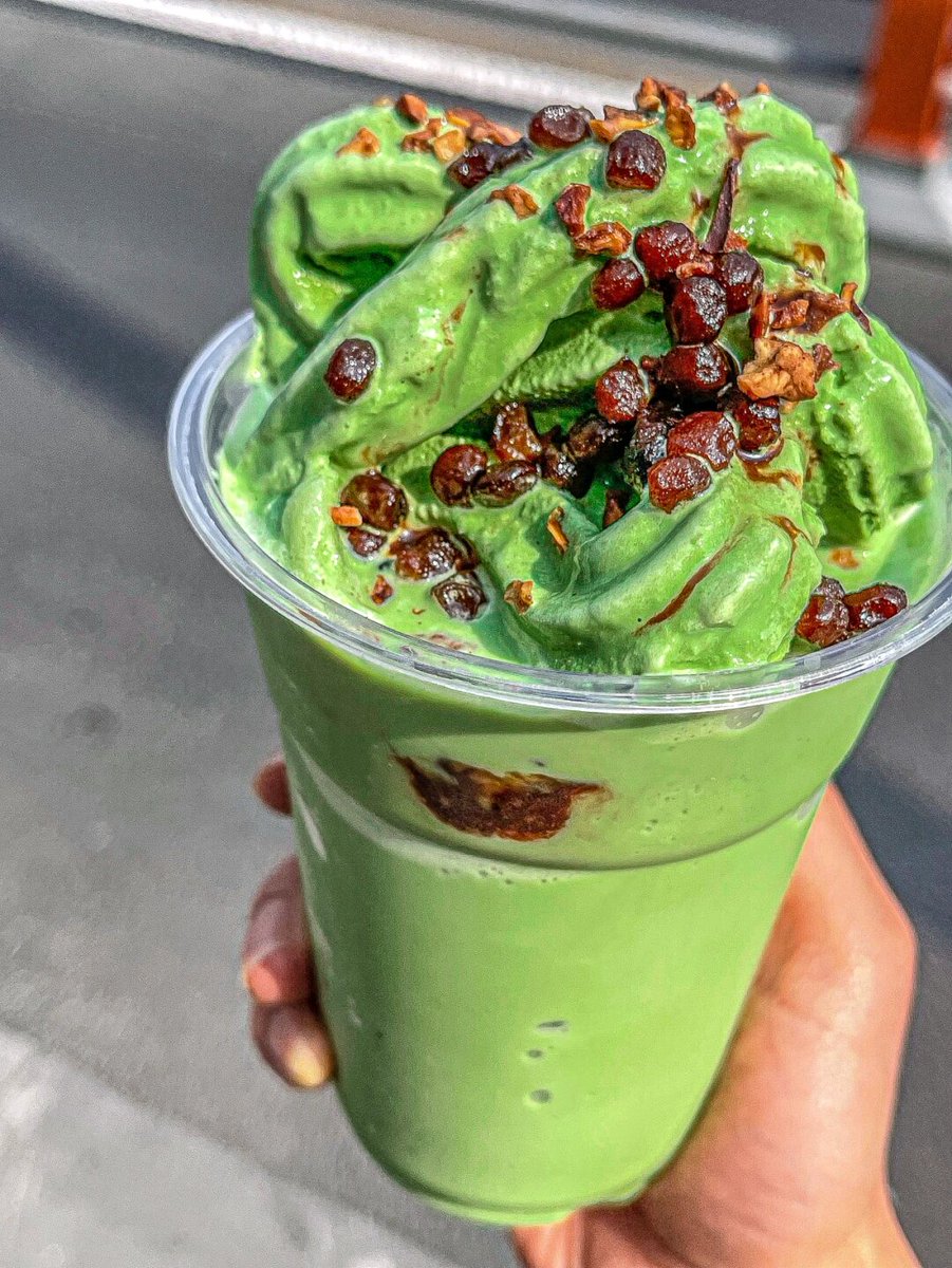 ilobehector tweet media