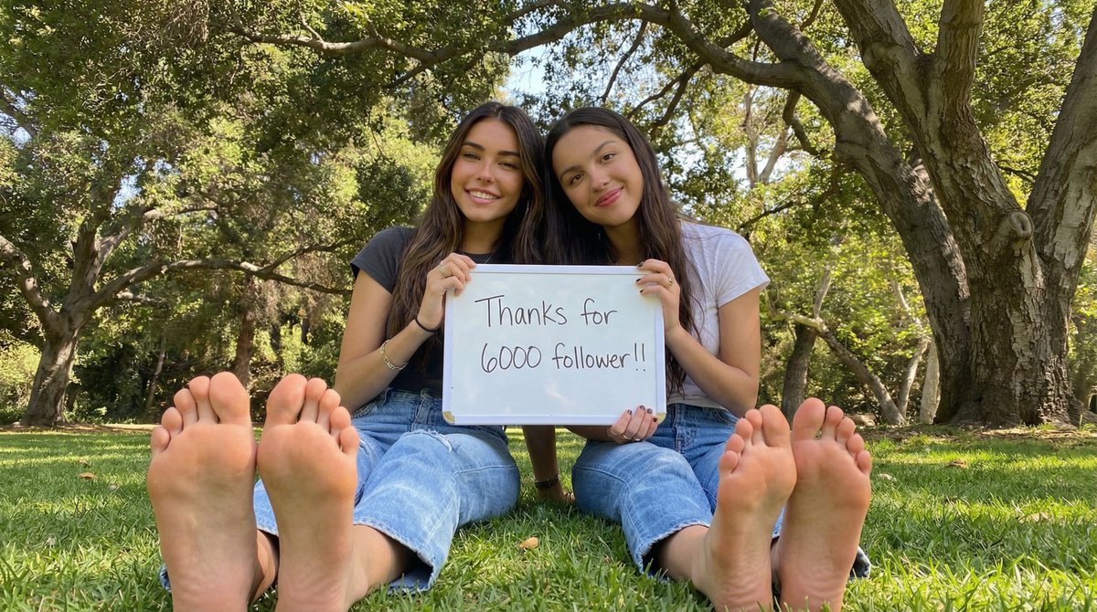 CelebritySoleSecrets tweet media