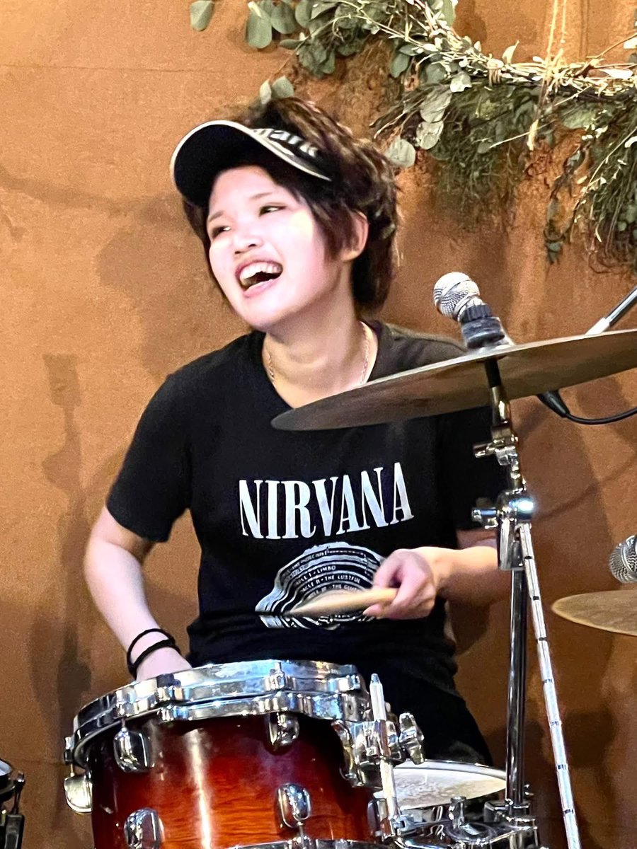 BUMBLEBEE tweet media