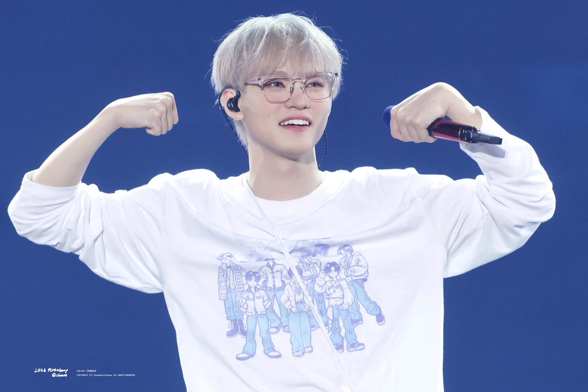 𝐒𝐭𝐫𝐚𝐰𝐛𝐞𝐫𝐫𝐲𝐂𝐡𝐞𝐞𝐬𝐞. tweet media