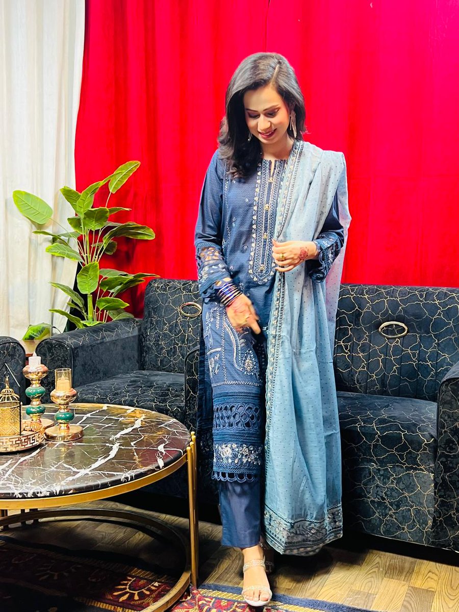 MediaSpringPk's tweet image. #ErfaAnasari for her #eid appearance on @ntnnews3