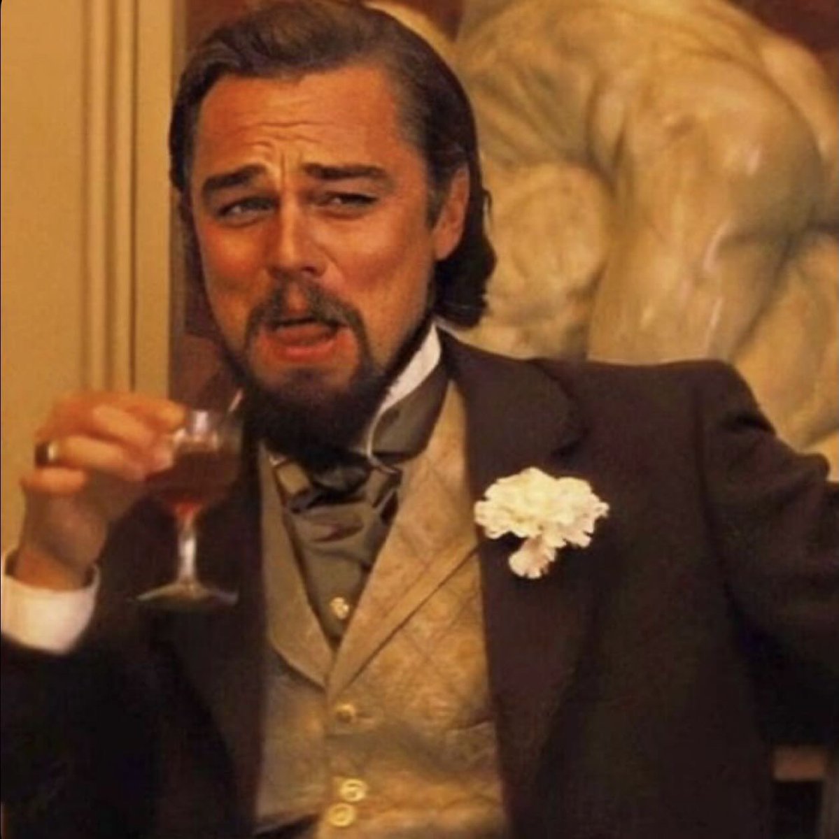 Виталя пишет код tweet media