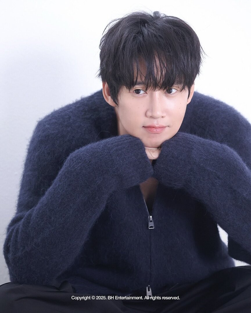 selfolssi ♤ tweet media