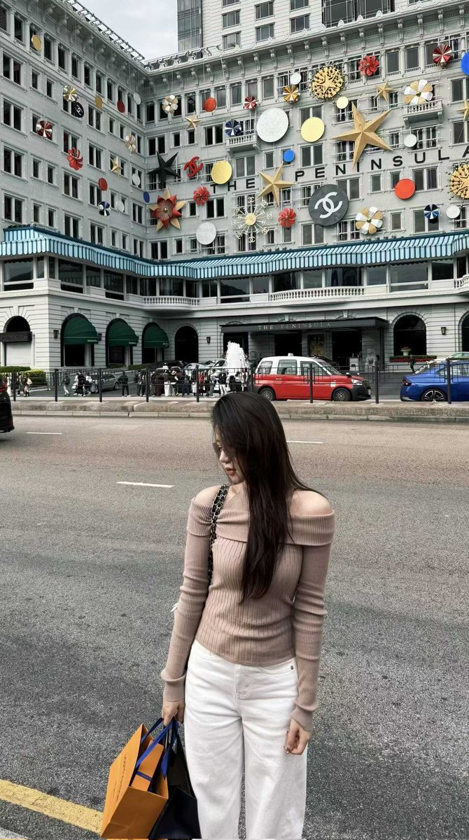 BitchMaker tweet media