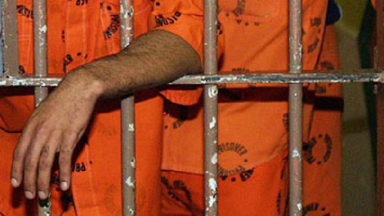 SABCNews_Radio's tweet photo. [LISTEN] Calls mount for authorities to deport foreign nationals serving prison sentences in SA 

🔗https://t.co/DllcQcAbiD

#FirstTakeSA #SABCNews https://t.co/KxdyjKxf2R
