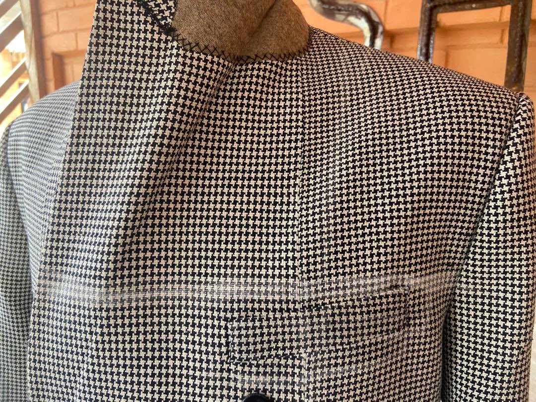 ClubMATg's tweet photo. De la matière à la veste.

Voici ce que signifie :
Former. Maîtriser. Produire.

Formation ou production : que choisissez-vous ?

#ICC #Design #Artisanat https://t.co/NW7bYf0ug0