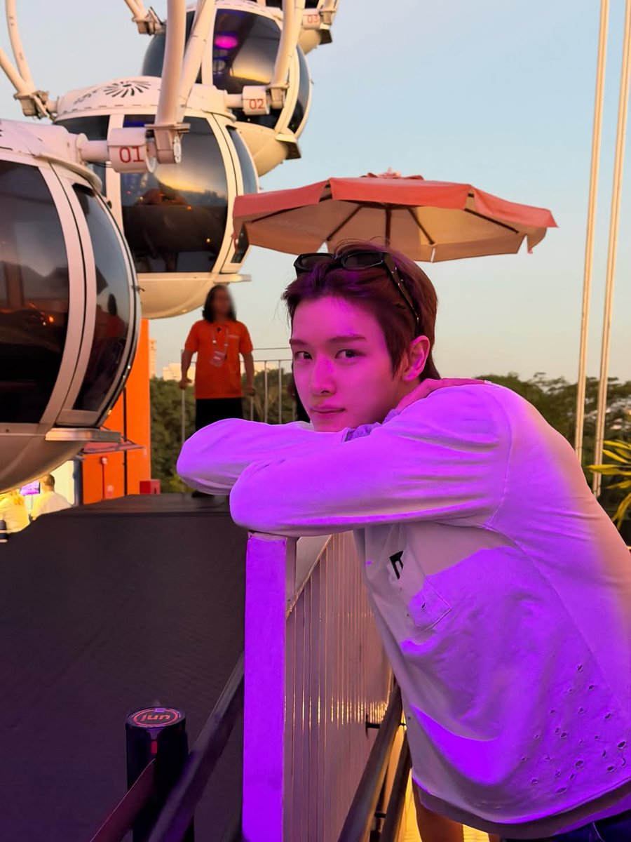 SUNGCHAN LANDS tweet media