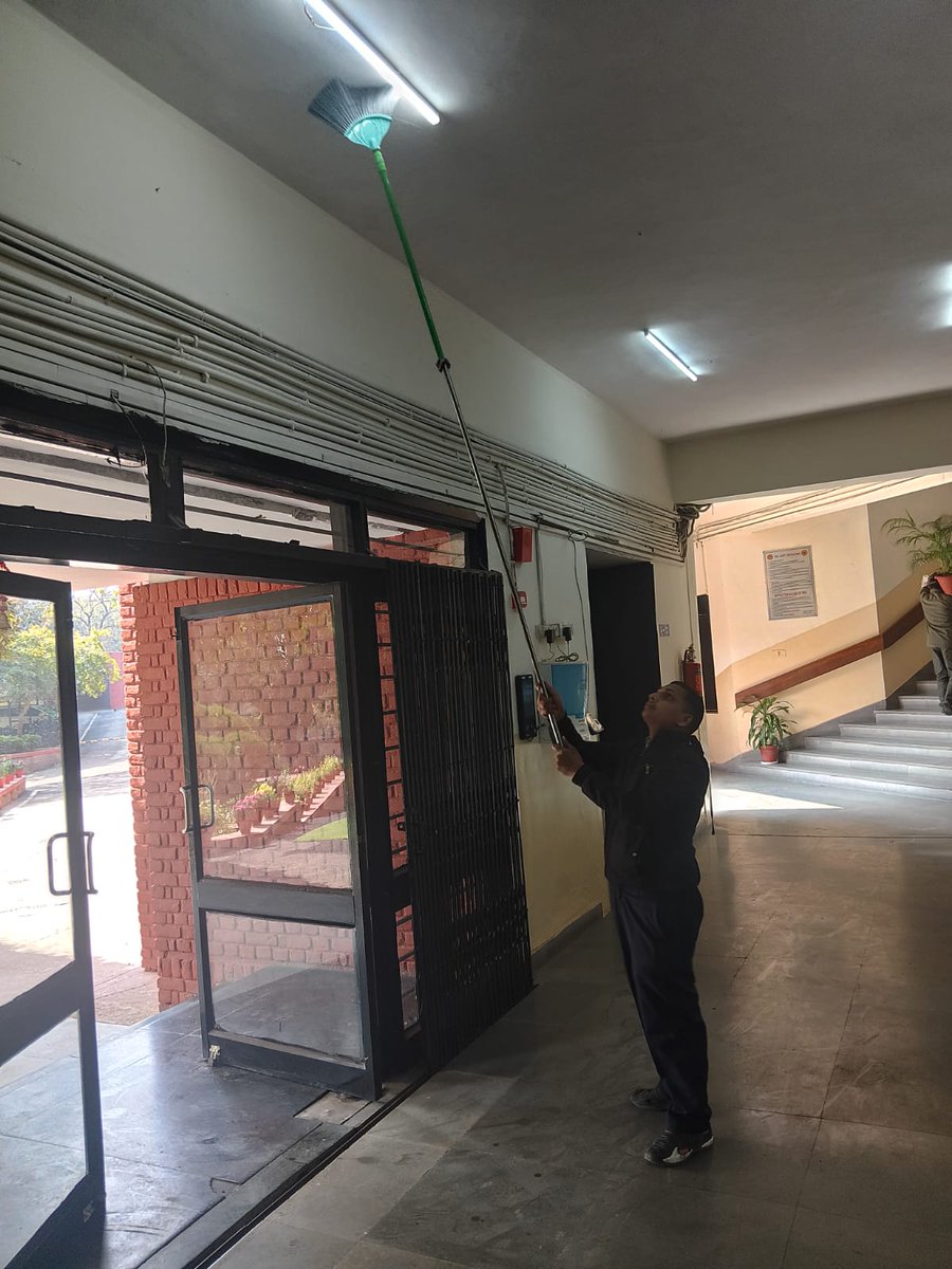 IIMC_India's tweet photo. Deep cleaning was carried out across every corner—indoors & outdoors—at IIMC New Delhi under #SpecialCampaign5.0, highlighting efforts toward a cleaner & healthier campus.
@MIB_India @SwachhBharatGov @swachhbharat @SwachSurvekshan @PMOIndia @PIB_India @DDNational @airnewsalerts https://t.co/yUNQOeibnp