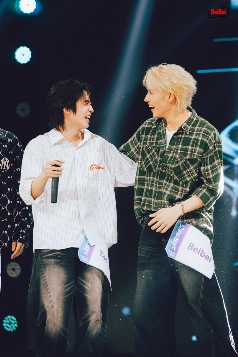 ป๊าเป่ยเป้ยกะลูกน้อยของเค้า 🤏 

#BeiBeiKrit
#SHINEBOYSxBEIBEI
#SHINEBOYSxTACTOD
#SHINEBOYS