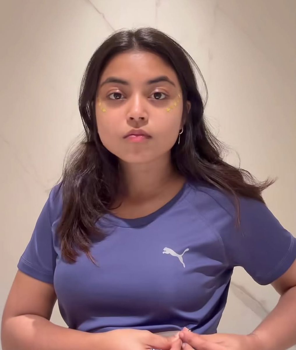 Covershe_official tweet media