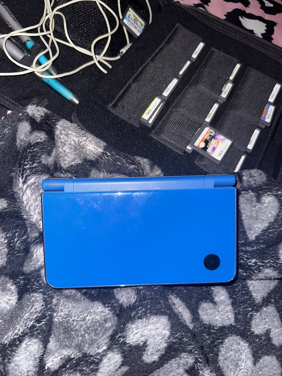 priscilla 𝜗ৎ tweet media