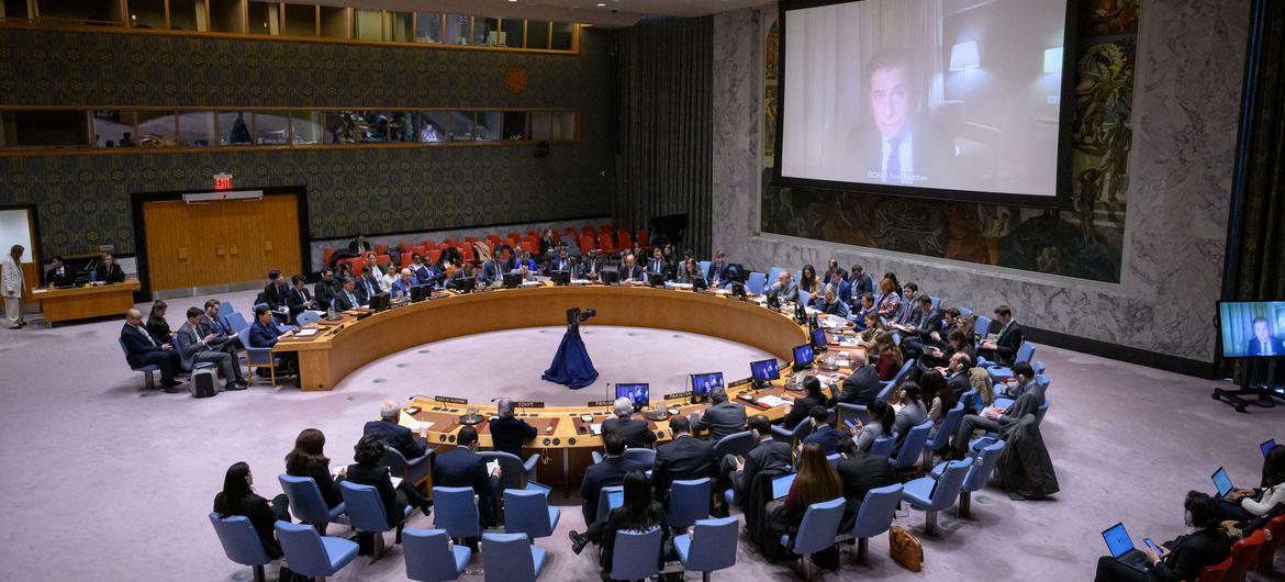 kuna_en's tweet photo. Two #UN officials renewed calls for an immediate, unconditional ceasefire in Ukraine, warning of rising civilian casualties & worsening humanitarian conditions amid intensified attacks & ongoing fighting.
Under-Secretary-General for Political & Peacebuilding Affairs (#DPPA) Rosemary DiCarlo, Under-Secretary-General for Humanitarian Affairs & Emergency Relief Coordinator (#OCHA) Tom Fletcher briefed a #UNSC session on #Ukraine's security.
https://t.co/tLvh9AvoHS