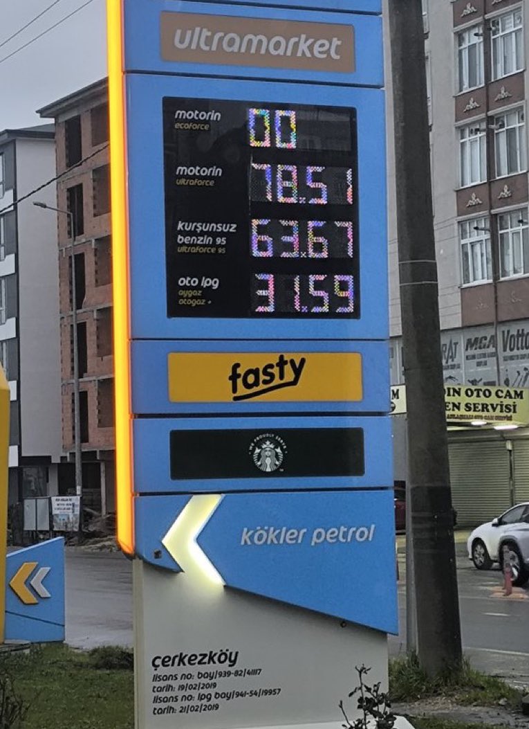 UmbertoECO tweet media