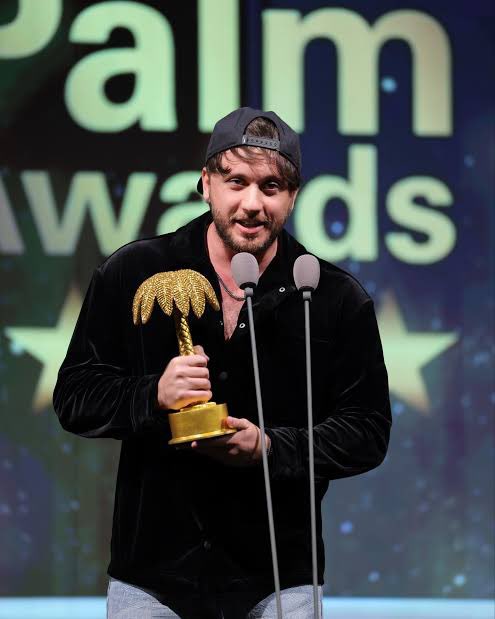 Uzo El Cavo tweet media