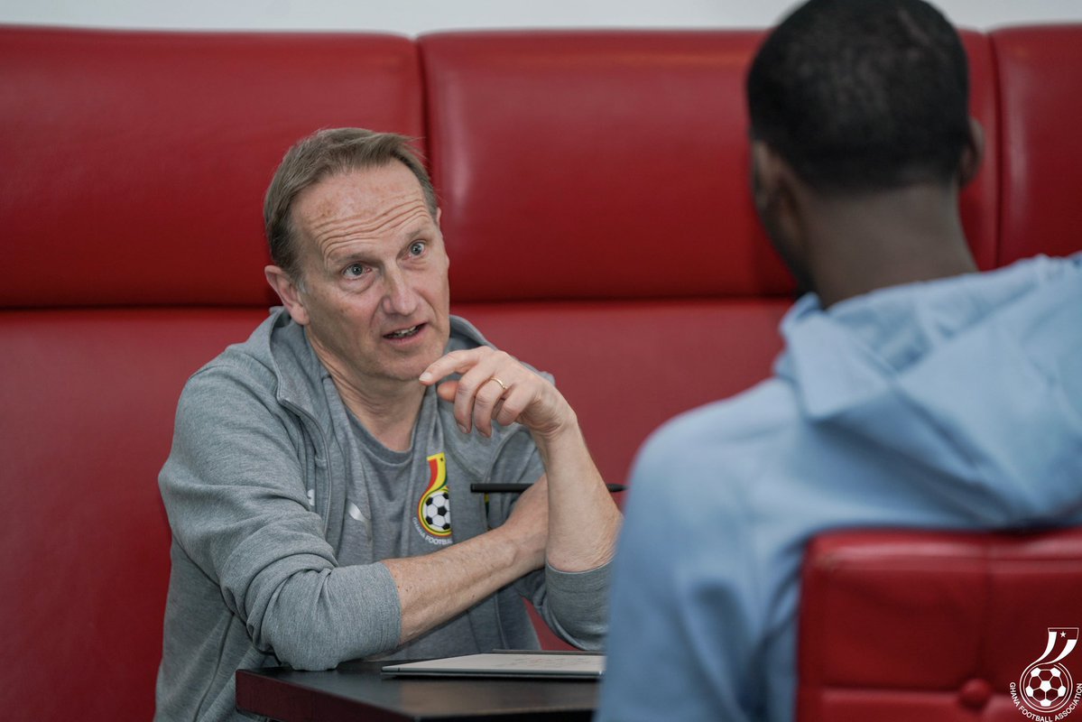 OFF THE BENCH tweet media