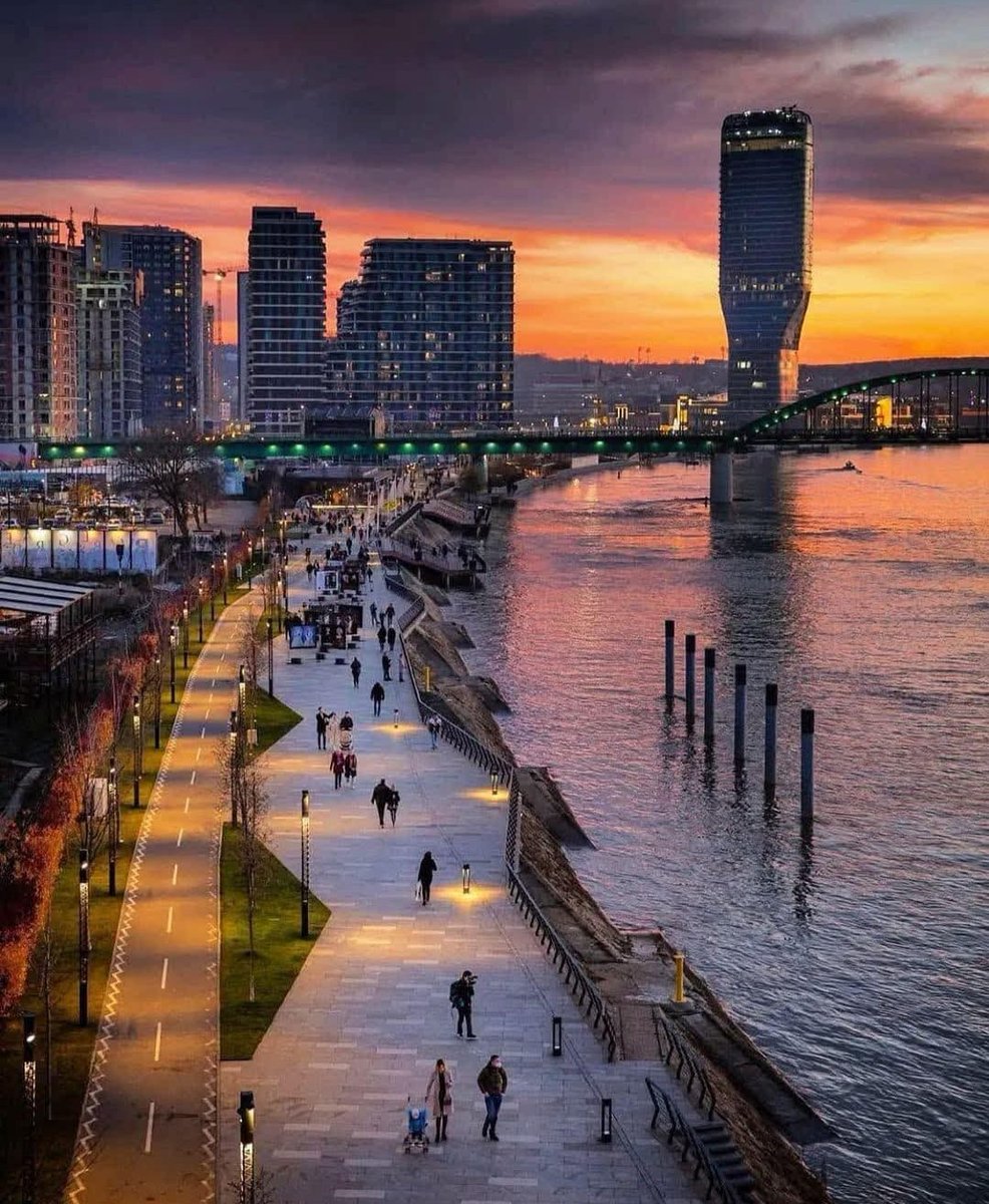 KKatic95896's tweet image. Ovo moze da smeta samo ozbiljnim budala. #tagživota #beograd #beogradnavodi