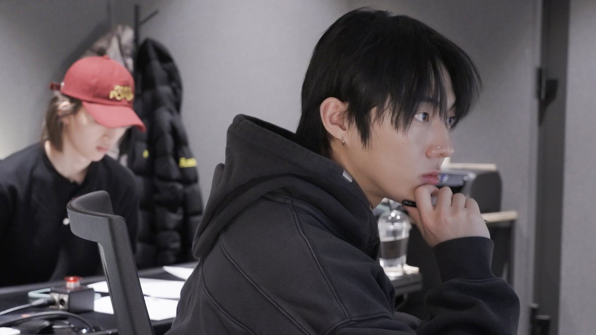 Dragon Pony tweet media