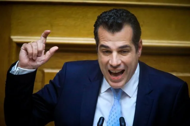 RXRqdEgogik2Z9P's tweet photo. Ένας απόγονος φασιστών, ναζιστών, δοσιλόγων, προδοτών και ταγματασφαλιτών κατηγορεί τους αγώνες της Αριστεράς ως αντεθνικούς...

Τι πιο σύνηθες! https://t.co/rHvJvhH5BJ