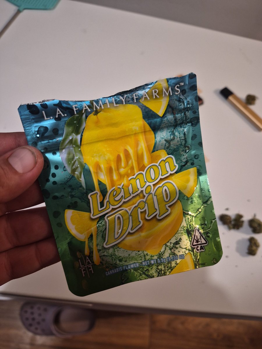 ZaZaBinks91661 tweet media