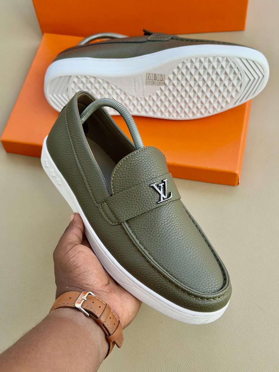 Queen Online Business tweet media