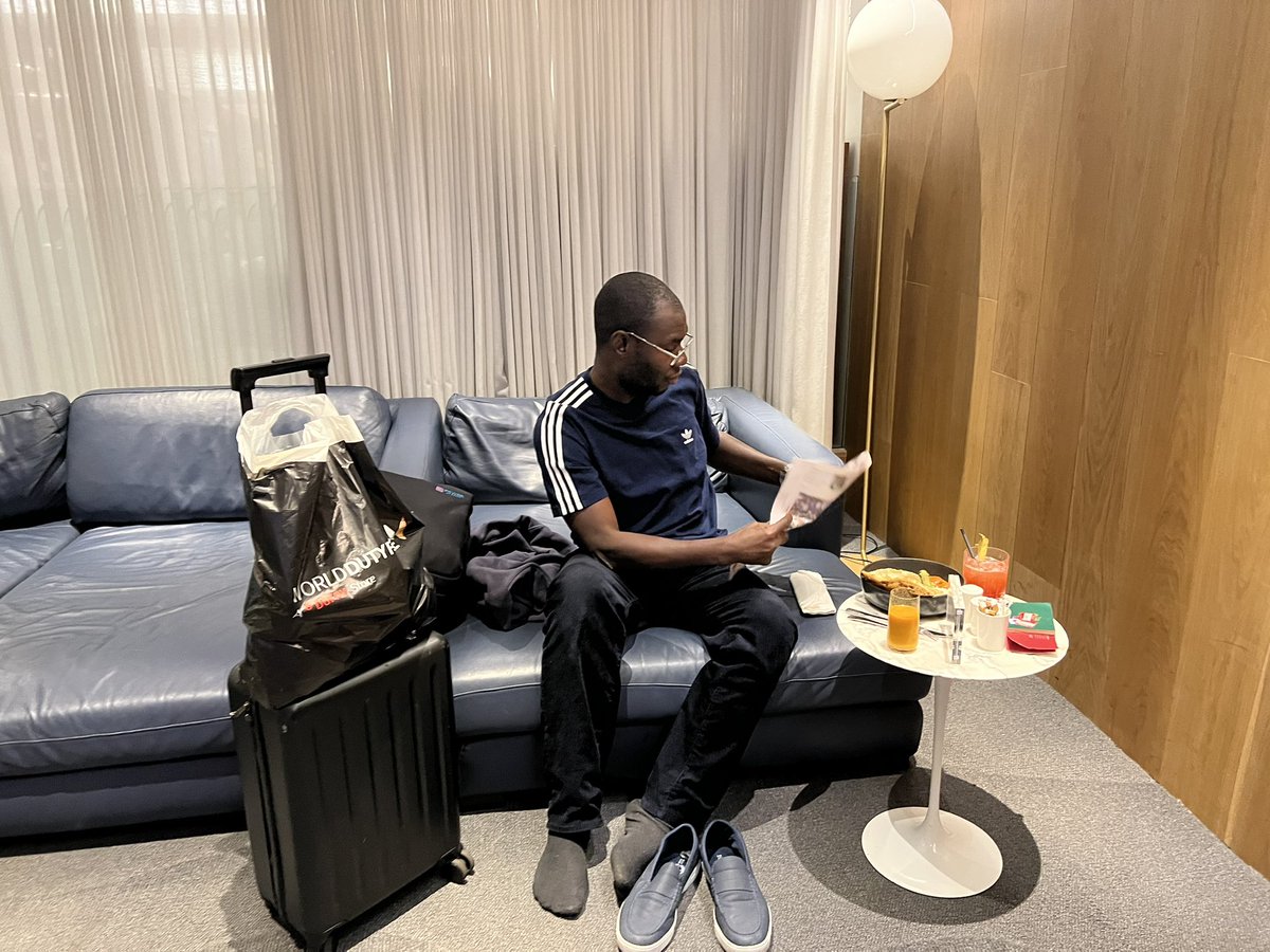 Sir J (J9) tweet media