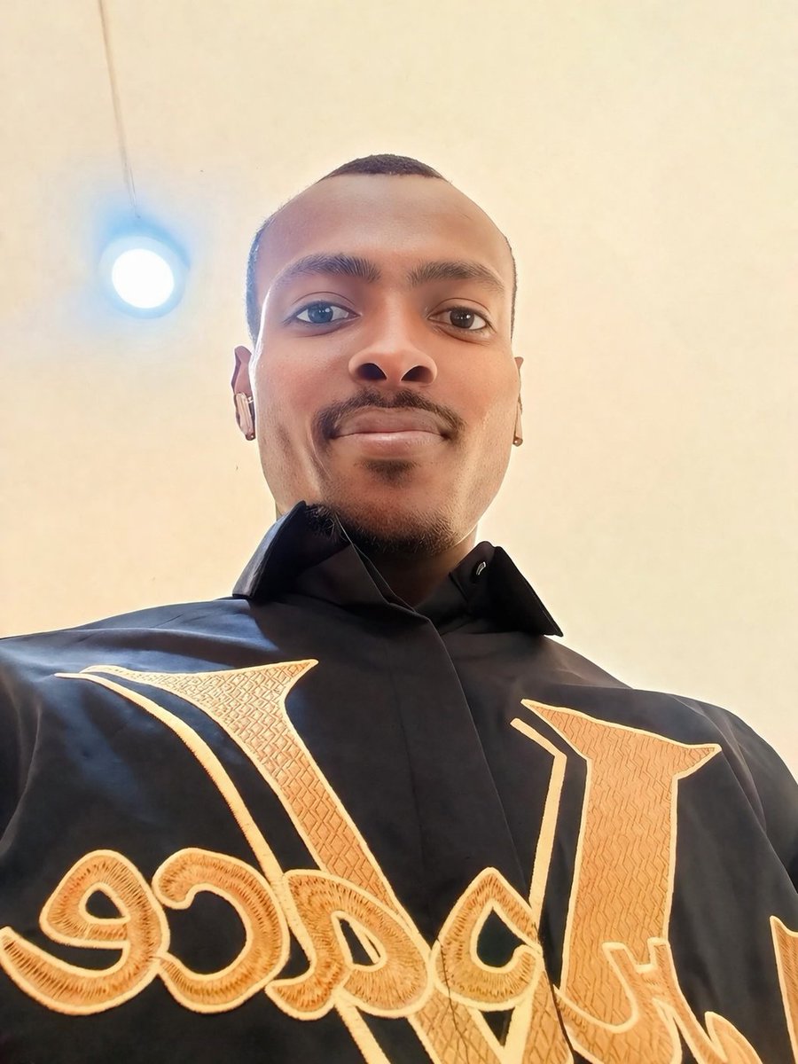 Morning reminder:

You’re not behind in life you’re just watching people who started from a different position.

Different money.
Different connections.
Different timing.

Run your race.
But run it like you mean it.

Good morning