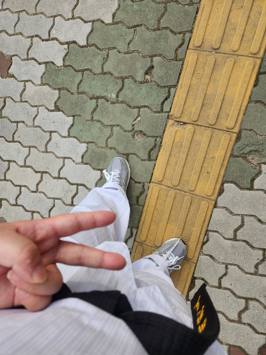 작무쿤 tweet media