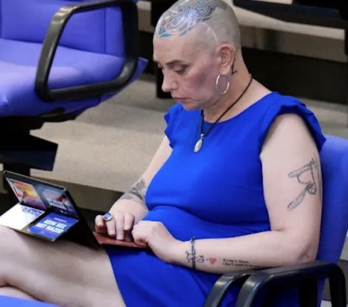 🅲🅾🆇🆇 tweet media