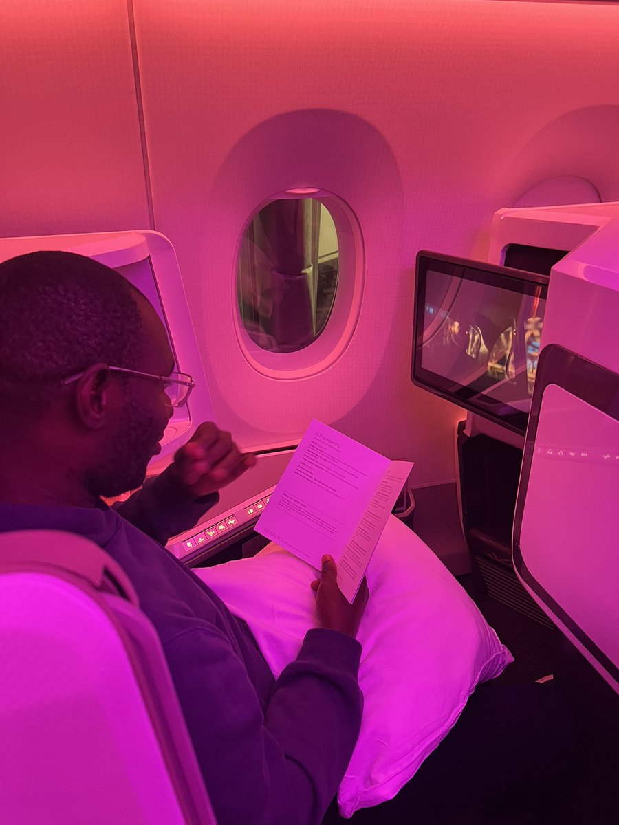 Sir J (J9) tweet media