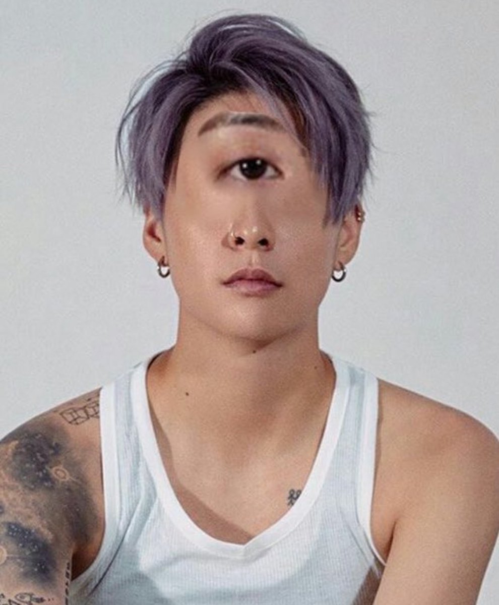 CutestFckr's tweet image. After one hour of listening to shake that brass I found it. Thank you amber.