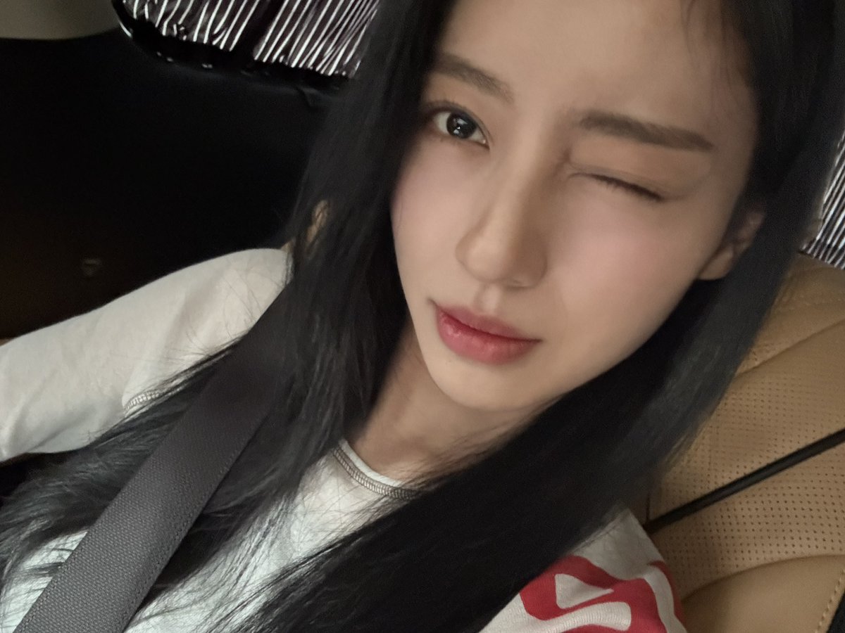 강민아 tweet media