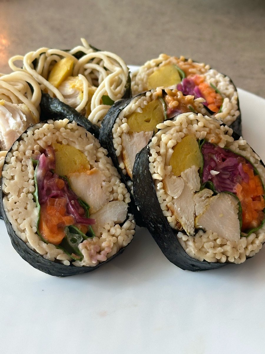 lemon_chat's tweet photo. 240326 [3:34pm]
🍋*pic*
🍋 having this for lunch..? https://t.co/k9KKLIWowH