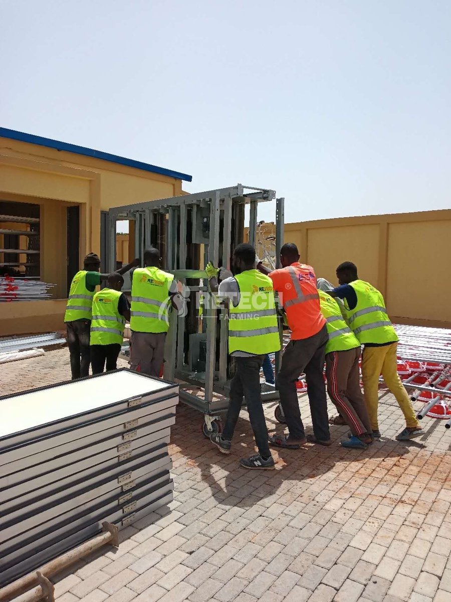 retechfarming's tweet image. 🌍 RETECH Project Update | Senegal 🐔

📲 WhatsApp: +86 185 6181 8850
📧 Email: admin@retechfarming.com
🌐 retechfarming.com

#RETECHFarming #PoultryFarming #chickencage #chickenfarm #Senegal