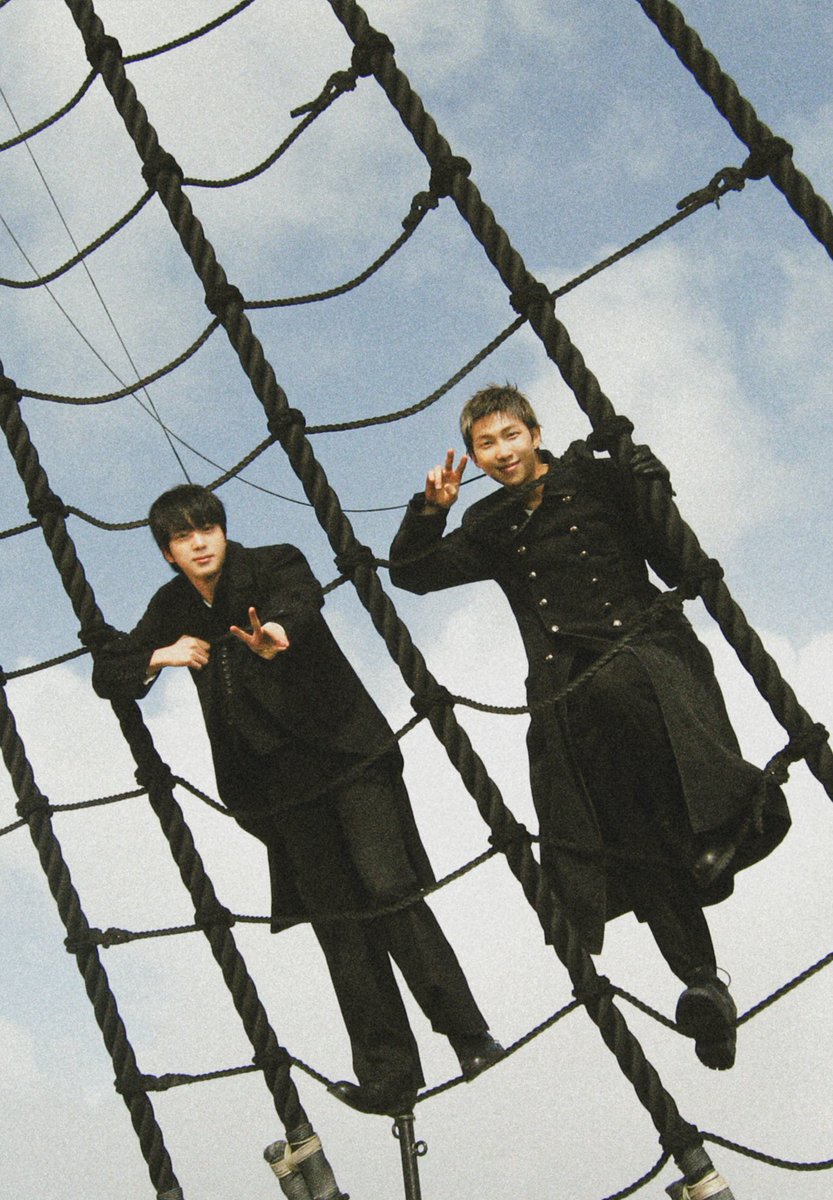 namjoon pics tweet media