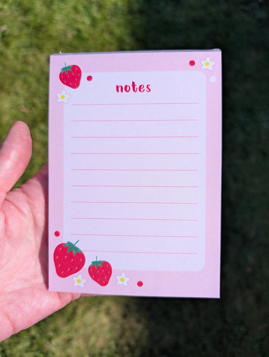 andrealem's tweet image. Some of my A6 notepad designs
Perfect for shopping lists or little notes 
andrealemindesign.etsy.com

#earlybiz #notepads #stationery #illustration #giftideas