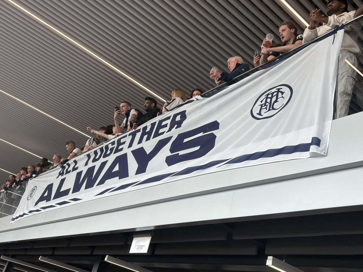 Liam⚪️ tweet media