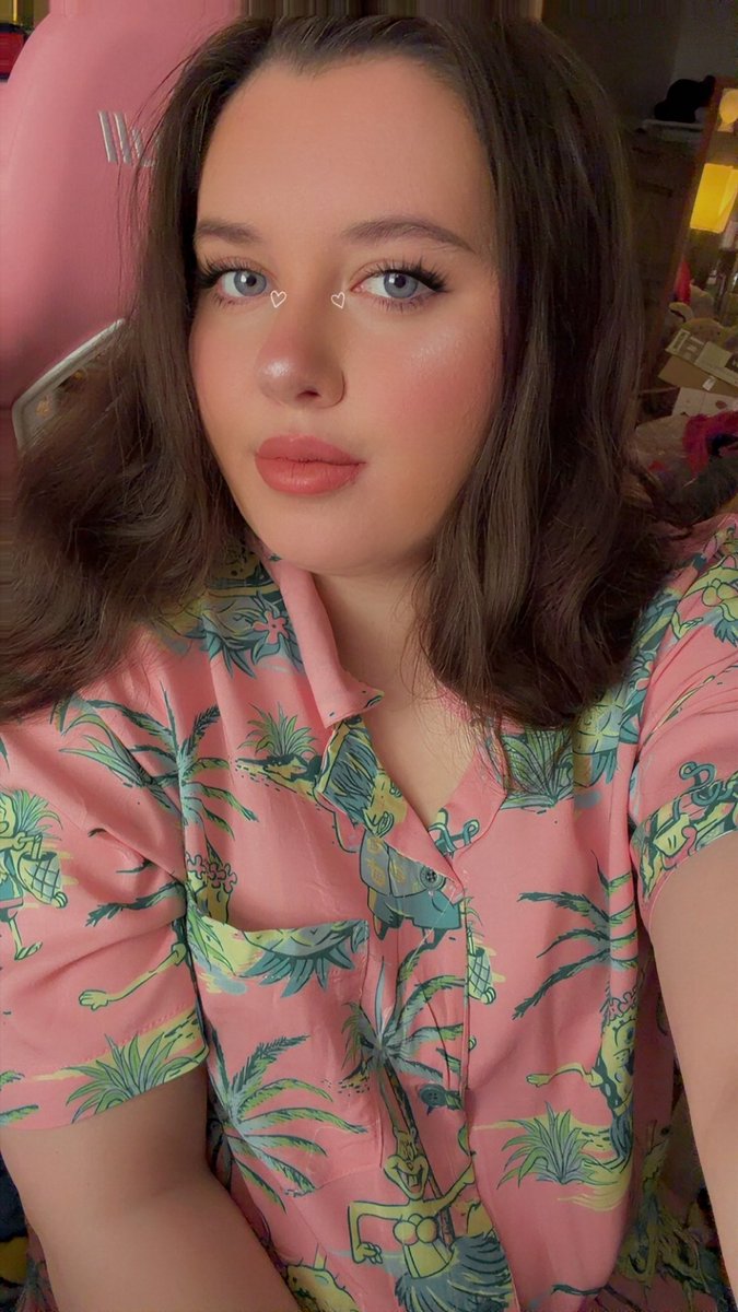 ♡ emmy 🦈🛸|| VEerie || ♡ tweet media