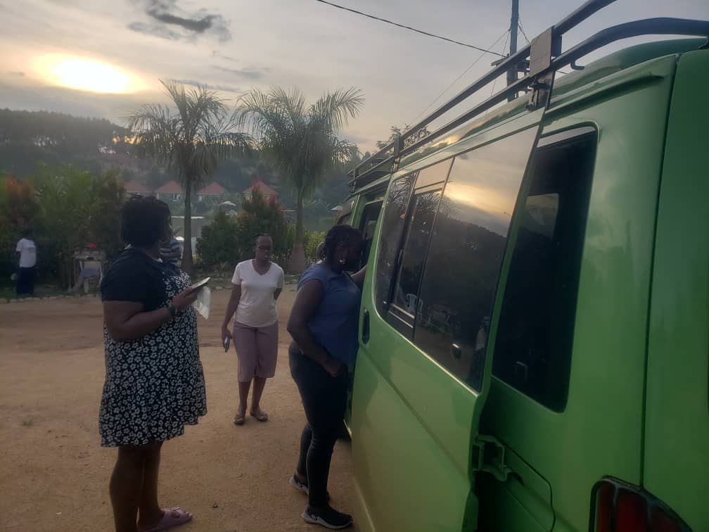 Nothing beats a great road trip with happy people! Get your week started the Tembezi Travels way. Comfort, safety, and unforgettable experiences await. Let us curate your perfect trip, tailored to your needs like these happy clients! 

<a href="/wa_Kabwohe/">PK Snr</a> <a href="/UTAUganda/">Uganda Tourism Association</a> <a href="/TourismBoardUg/">Uganda Tourism Board</a>