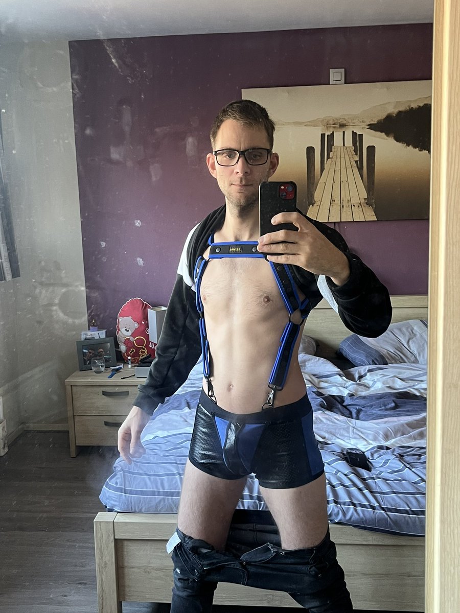 lego1990 tweet media