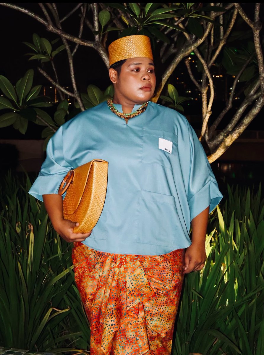 Toh Puan Ronggeng tweet media