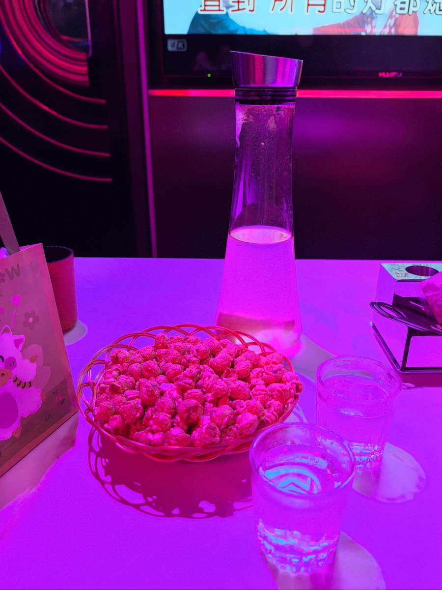 Hector Leu tweet media