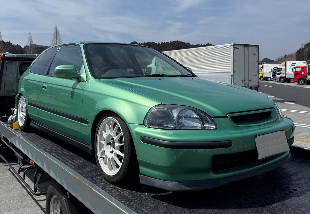 まこつ tweet media