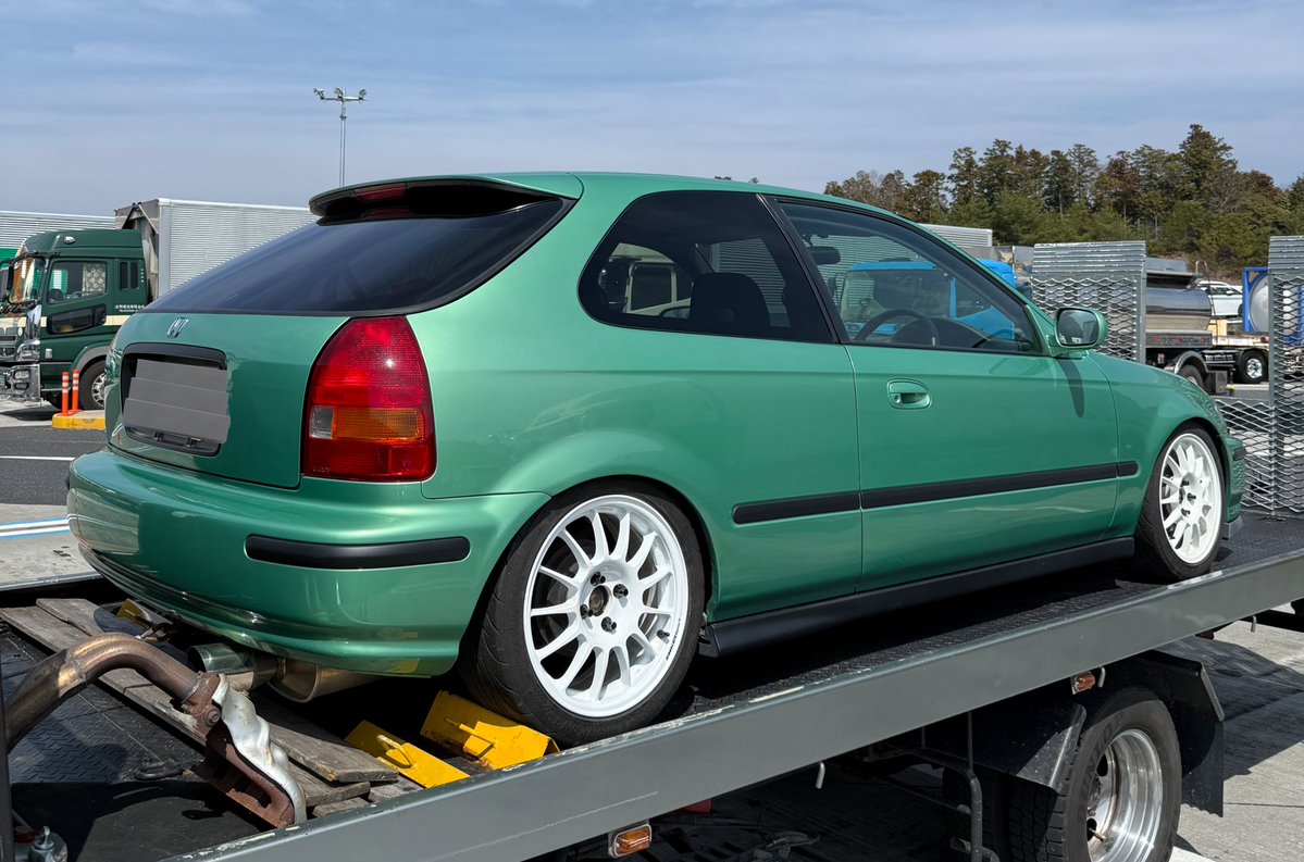 まこつ tweet media