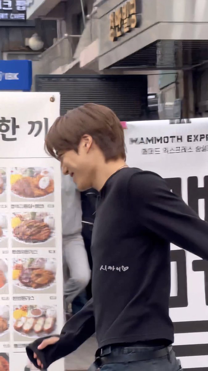 MR.AngelKAI tweet media