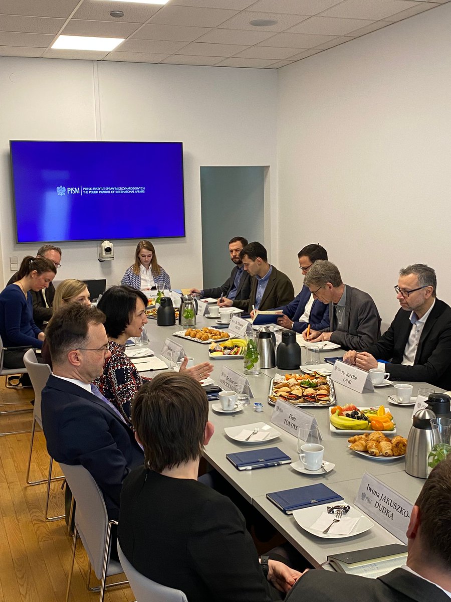 PISM Berlin tweet media