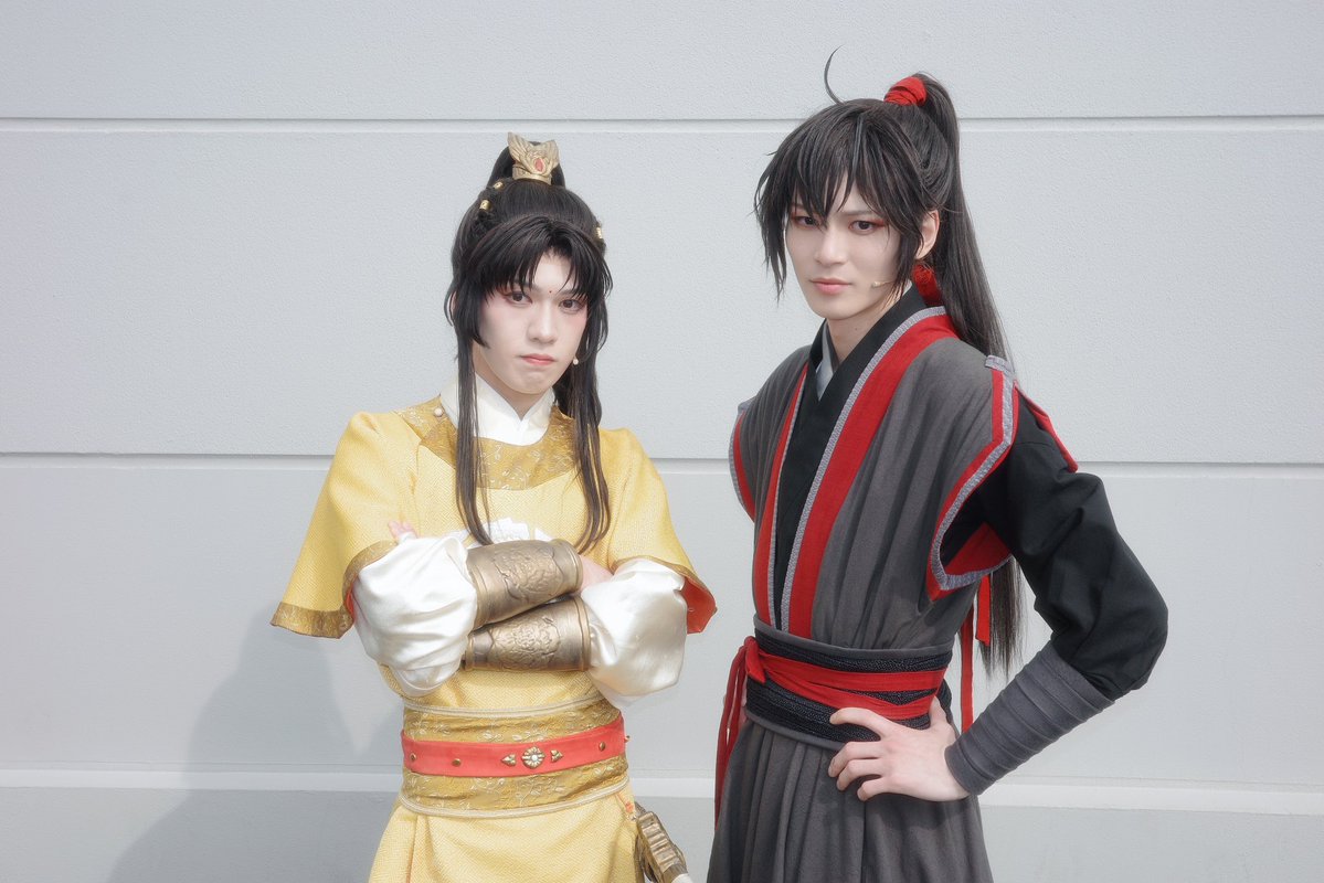 舞台『魔道祖師』遡洄編
4日目マチネ
ご来場いただきありがとうございました。

わがままお嬢様こと、金凌と。
楽屋では、いつも面倒を見てくれる優しい先輩です。

#ステそし
#魔道祖師
#魏無羨
#金凌