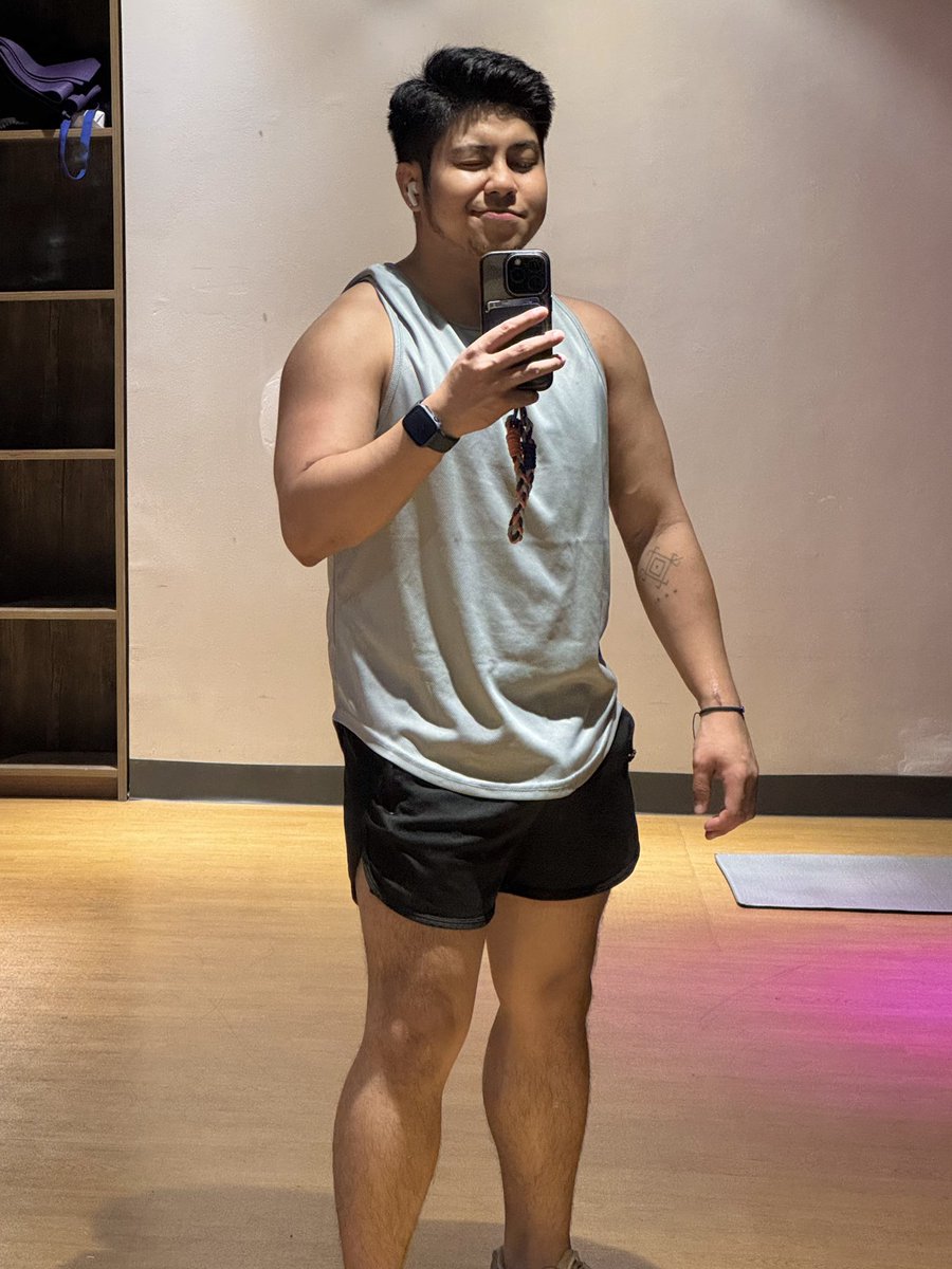 Mackey 🍌🪨 (dying era) tweet media