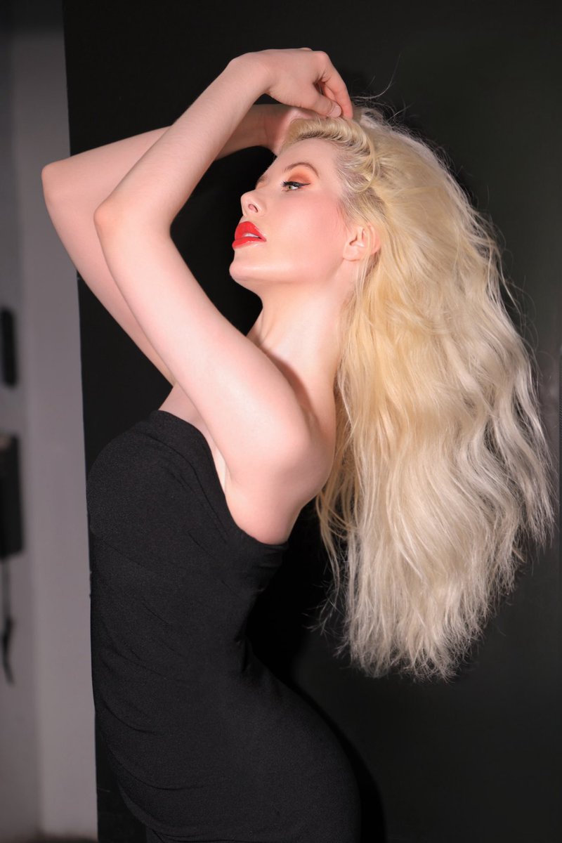 Rachel Woznow tweet media