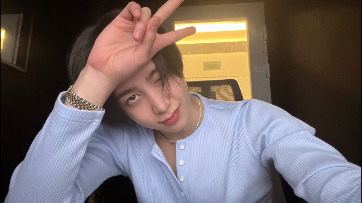 Zhanna 잔나 ♡ 🪐 tweet media