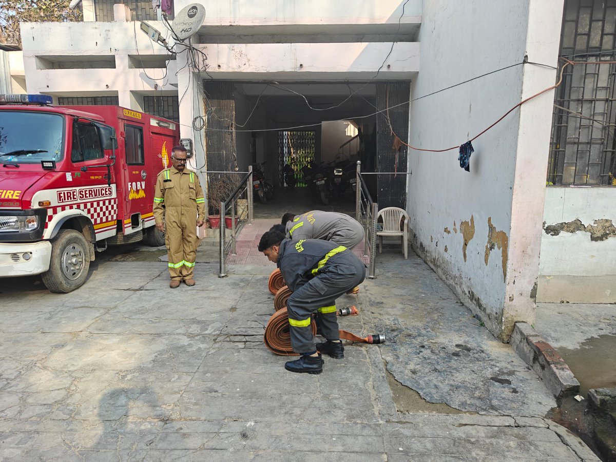 BAREILLY FIRE AND EMERGENCY SERVICES tweet media